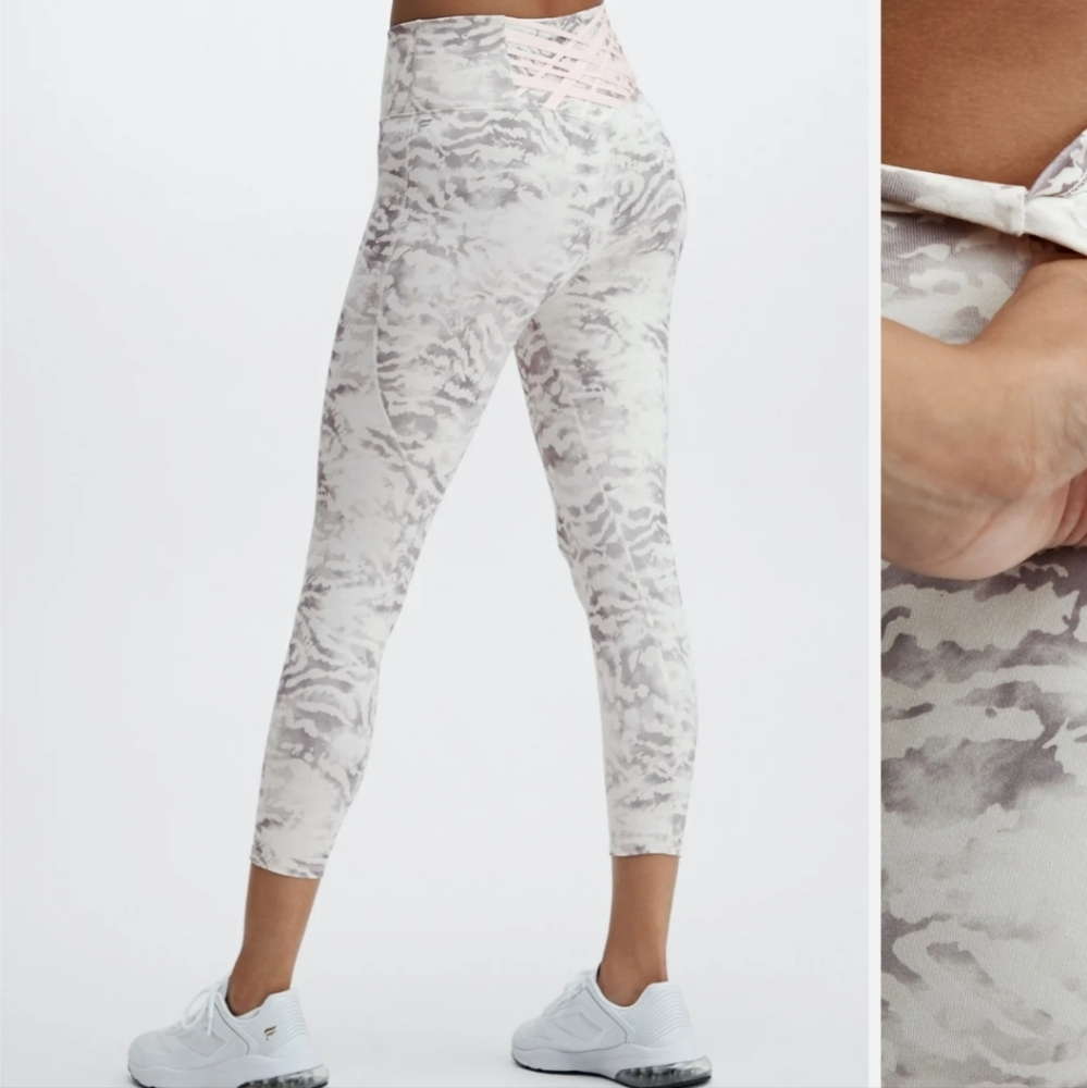 Fabletics boost 7/8 legging - Picture 4 of 5